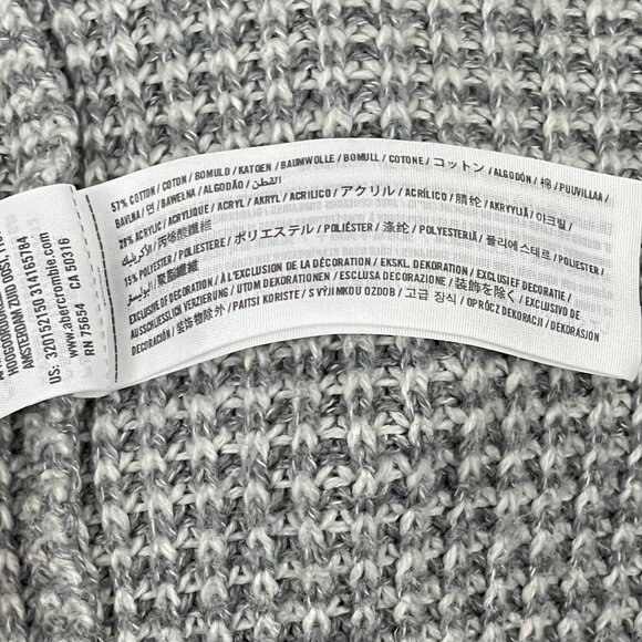 Hollister Sweater - Mens MED - Like New - Picture 4 of 4